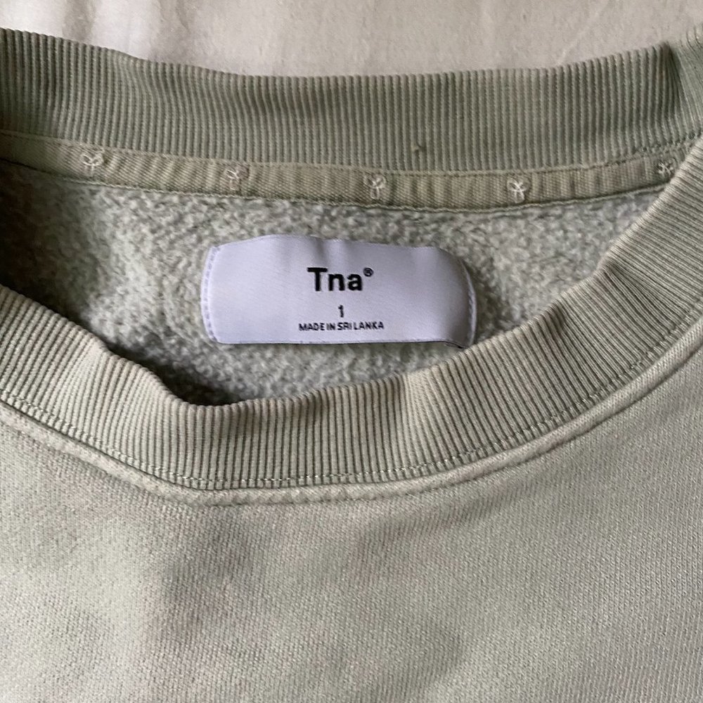 Aritzia Light Green Sweatshirt Sz 1 Crew Neck - Picture 2 of 8